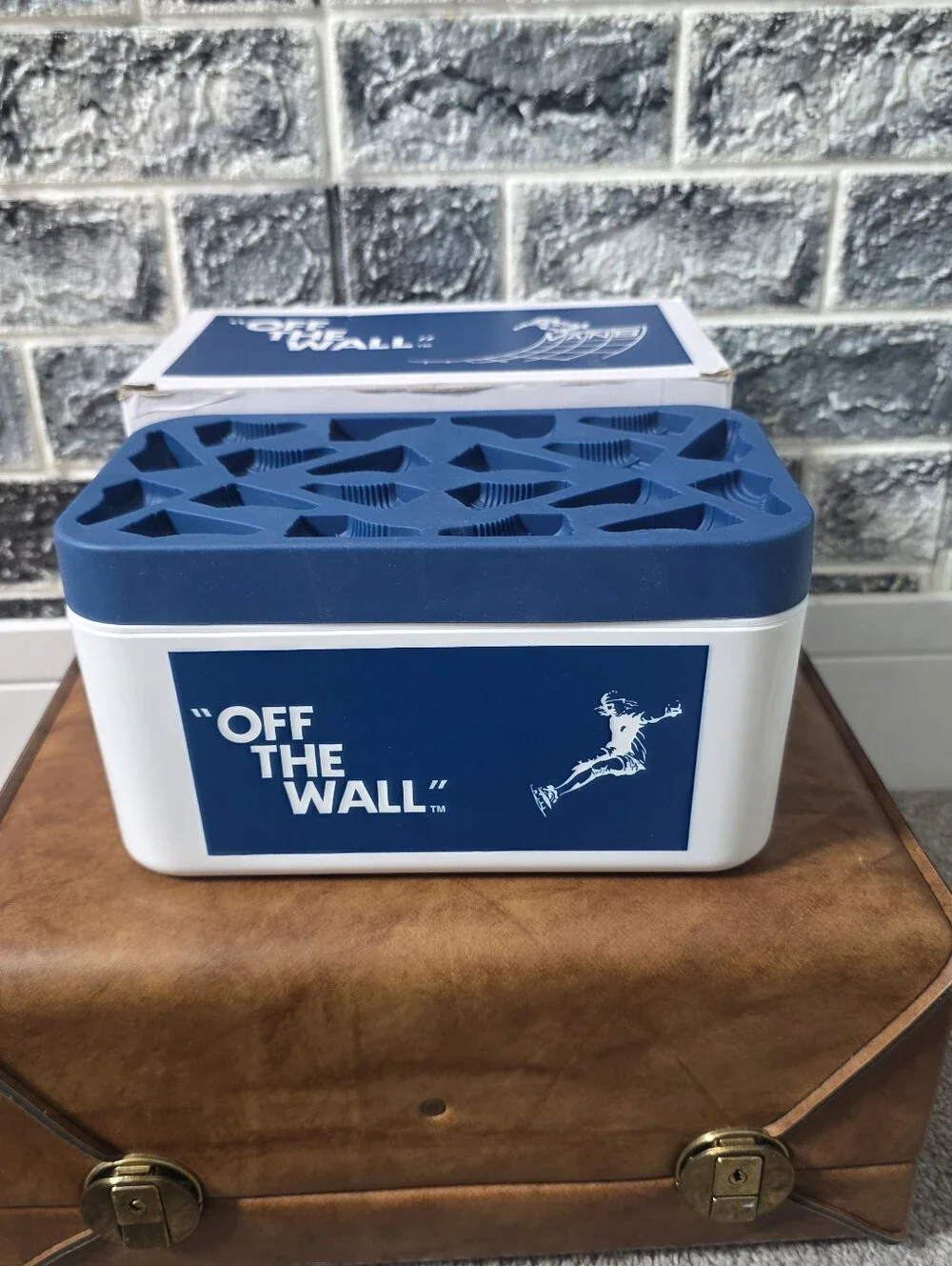 Limited Edition VANS OFF THE WALL SK8-Hi Shoes ICE Cube Maker Tray
